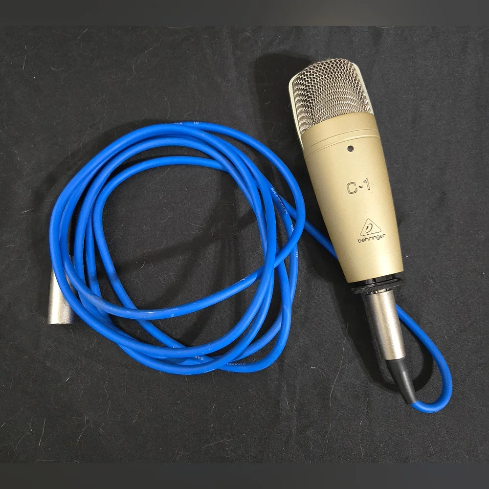 Behringer C-1 Gold Studio Condenser Microphone - Picture 2 of 4